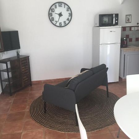 Gite 2 Pieces Au Calme Les Arcs-sur-Argens 外观 照片